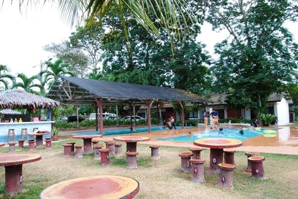 Bougainvilla Resort Port Dickson Exteriör bild